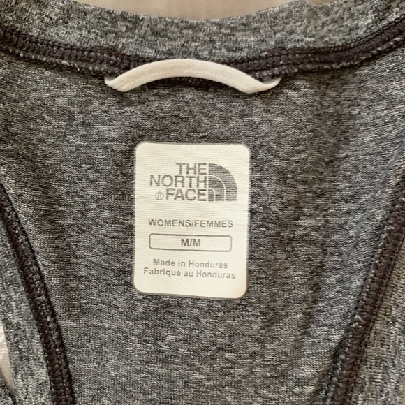 The North Face size medium gray spell out sleeveless EUC - Picture 4 of 7